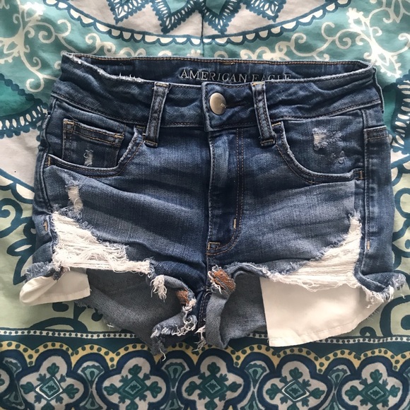 American Eagle Outfitters Pants - Ripped medium wash American eagle shorts